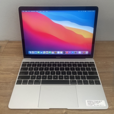 Apple MacBook 2015 early 12", kiállított termék